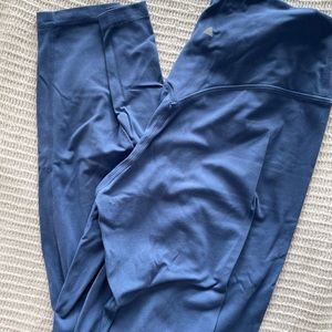 Balance athletica like new leggings